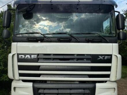 Белый Даф XF 105, объемом двигателя 12.9 л и пробегом 950 тыс. км за 17800 $, фото 1 на Automoto.ua