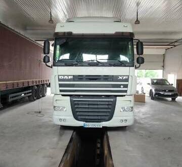 Даф XF 105 2012 в Тернополе на Automoto.ua Белый Даф XF 105, объемом двигателя 12.9 л и пробегом 1 тыс. км за 14000 $, фото 1 на Automoto.ua