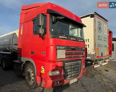 Червоний Даф XF 105, об'ємом двигуна 12.9 л та пробігом 110 тис. км за 27800 $, фото 2 на Automoto.ua
