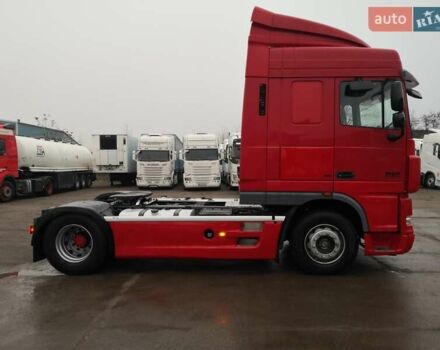 Красный Даф XF 105, объемом двигателя 12.9 л и пробегом 379 тыс. км за 16200 $, фото 4 на Automoto.ua