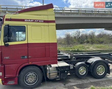 Красный Даф XF 105, объемом двигателя 12.9 л и пробегом 1 тыс. км за 10000 $, фото 1 на Automoto.ua