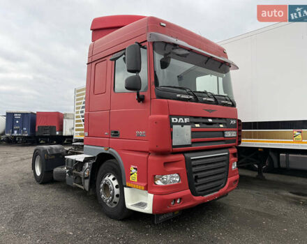 Червоний Даф XF 105, об'ємом двигуна 12.9 л та пробігом 989 тис. км за 9499 $, фото 1 на Automoto.ua