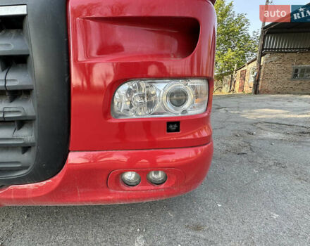 Даф XF 105 2010 в Запорожье на Automoto.ua Красный Даф XF 105, объемом двигателя 12.9 л и пробегом 950 тыс. км за 30999 $, фото 3 на Automoto.ua