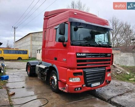 Червоний Даф XF 105, об'ємом двигуна 12.9 л та пробігом 1000 тис. км за 15000 $, фото 1 на Automoto.ua