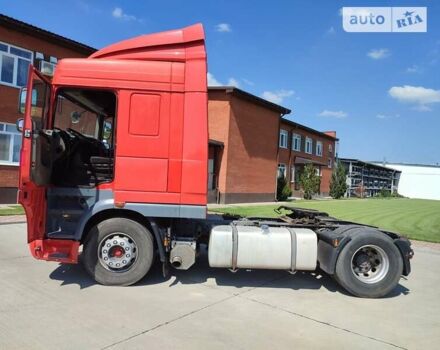 Красный Даф XF 105, объемом двигателя 12.9 л и пробегом 999 тыс. км за 15000 $, фото 3 на Automoto.ua