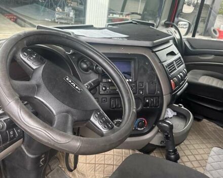Красный Даф XF 105, объемом двигателя 12.9 л и пробегом 976 тыс. км за 15500 $, фото 7 на Automoto.ua