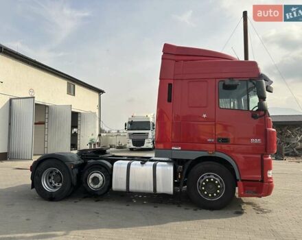 Красный Даф XF 105, объемом двигателя 12.9 л и пробегом 850 тыс. км за 18000 $, фото 4 на Automoto.ua