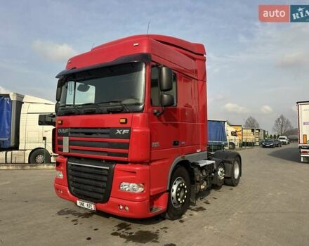 Красный Даф XF 105, объемом двигателя 12.9 л и пробегом 850 тыс. км за 18000 $, фото 1 на Automoto.ua