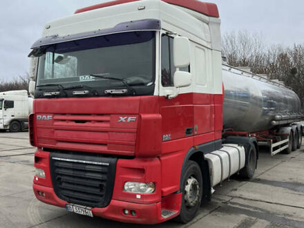 Красный Даф XF 105, объемом двигателя 12.9 л и пробегом 1 тыс. км за 9500 $, фото 1 на Automoto.ua