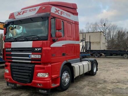 Даф XF 105 2007 в Ковель на Automoto.ua Красный Даф XF 105, объемом двигателя 12.9 л и пробегом 1 тыс. км за 12500 $, фото 1 на Automoto.ua
