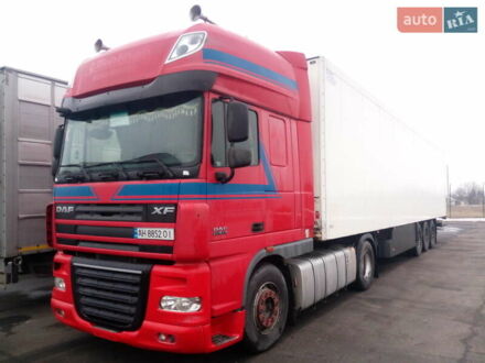 Даф XF 105 2011 в Днепре (Днепропетровске) на Automoto.ua Красный Даф XF 105, объемом двигателя 12.9 л и пробегом 100 тыс. км за 24900 $, фото 1 на Automoto.ua