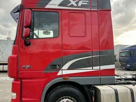 Даф XF 105 2011 у Калуше на Automoto.ua Червоний Даф XF 105, об'ємом двигуна 12 л та пробігом 950 тис. км за 10500 $, фото 1 на Automoto.ua