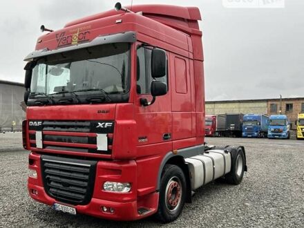 Даф XF 105 2011 в Ковель на Automoto.ua Красный Даф XF 105, объемом двигателя 12.9 л и пробегом 980 тыс. км за 13500 $, фото 1 на Automoto.ua