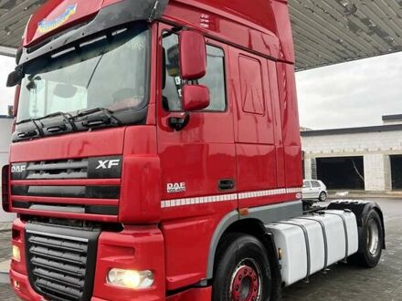 Даф XF 105 2012 в Тячеве на Automoto.ua Красный Даф XF 105, объемом двигателя 12.9 л и пробегом 1 тыс. км за 17990 $, фото 1 на Automoto.ua
