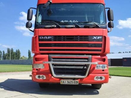 Красный Даф XF 105, объемом двигателя 12.9 л и пробегом 999 тыс. км за 15000 $, фото 1 на Automoto.ua