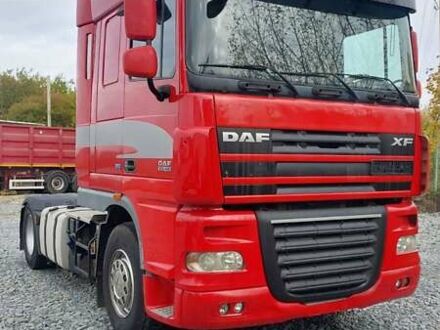 Даф XF 105 2013 у Рівному на Automoto.ua Червоний Даф XF 105, об'ємом двигуна 0 л та пробігом 826 тис. км за 17900 $, фото 1 на Automoto.ua