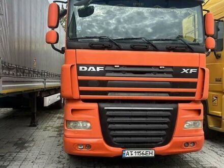 Даф XF 105 2013 в Калуше на Automoto.ua Красный Даф XF 105, объемом двигателя 12 л и пробегом 685 тыс. км за 18900 $, фото 1 на Automoto.ua