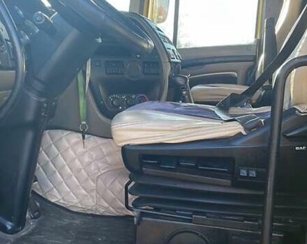 Желтый Даф XF 105, объемом двигателя 12.9 л и пробегом 2 тыс. км за 15500 $, фото 4 на Automoto.ua