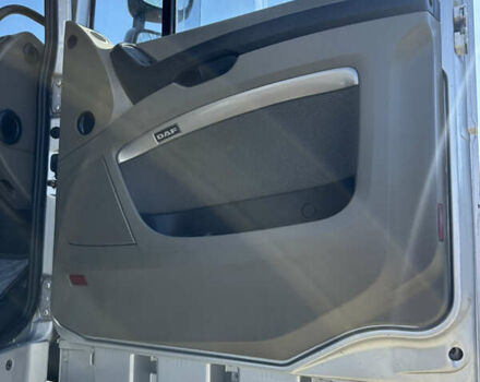 Серый Даф XF 105, объемом двигателя 12.9 л и пробегом 900 тыс. км за 13100 $, фото 7 на Automoto.ua