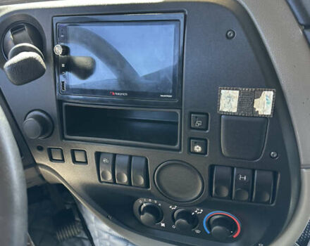 Серый Даф XF 105, объемом двигателя 12.9 л и пробегом 900 тыс. км за 13100 $, фото 19 на Automoto.ua