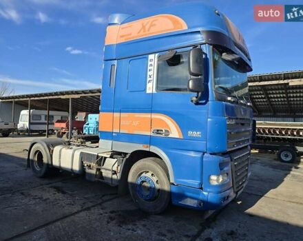 Синій Даф XF 105, об'ємом двигуна 12.9 л та пробігом 140 тис. км за 8500 $, фото 1 на Automoto.ua