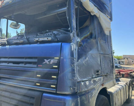 Даф XF 105 2007 у Чорноморську (Іллічівську) на Automoto.ua Синій Даф XF 105, об'ємом двигуна 12.9 л та пробігом 1 тис. км за 5900 $, фото 11 на Automoto.ua