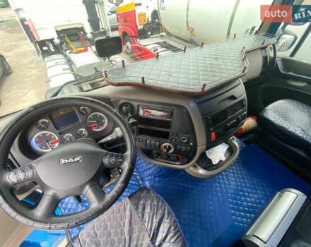 Синий Даф XF 105, объемом двигателя 12.9 л и пробегом 875 тыс. км за 15000 $, фото 6 на Automoto.ua