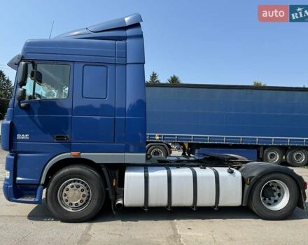 Синий Даф XF 105, объемом двигателя 12.9 л и пробегом 880 тыс. км за 16700 $, фото 1 на Automoto.ua