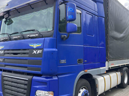 Синій Даф XF 105, об'ємом двигуна 12.9 л та пробігом 990 тис. км за 11500 $, фото 1 на Automoto.ua