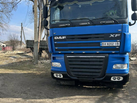 Даф XF 105 2007 в Белогорье на Automoto.ua Синий Даф XF 105, объемом двигателя 12.9 л и пробегом 1 тыс. км за 18000 $, фото 1 на Automoto.ua