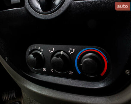 Зеленый Даф XF 105, объемом двигателя 12.9 л и пробегом 968 тыс. км за 11700 $, фото 39 на Automoto.ua