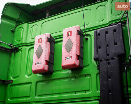 Зеленый Даф XF 105, объемом двигателя 12.9 л и пробегом 968 тыс. км за 11700 $, фото 10 на Automoto.ua