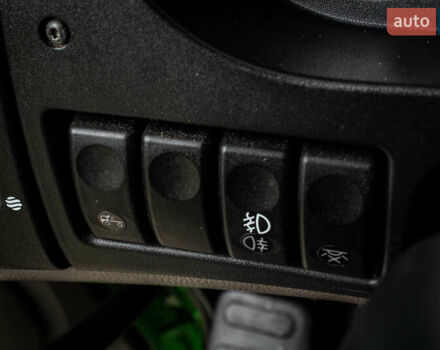 Зеленый Даф XF 105, объемом двигателя 12.9 л и пробегом 968 тыс. км за 11700 $, фото 34 на Automoto.ua