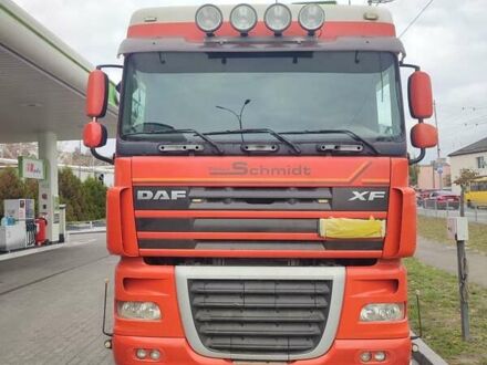Даф XF 105 2006 у Києві на Automoto.ua Помаранчевий Даф XF 105, об'ємом двигуна 12 л та пробігом 125 тис. км за 9500 $, фото 1 на Automoto.ua
