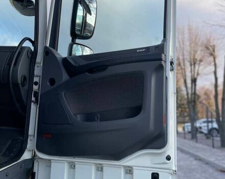 Белый Даф XF 106, объемом двигателя 12.9 л и пробегом 782 тыс. км за 23900 $, фото 29 на Automoto.ua