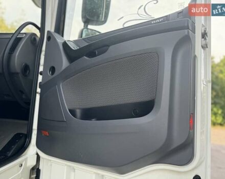 Білий Даф XF 106, об'ємом двигуна 12.9 л та пробігом 638 тис. км за 33500 $, фото 44 на Automoto.ua