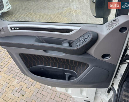 Білий Даф XF 106, об'ємом двигуна 12.9 л та пробігом 609 тис. км за 33800 $, фото 40 на Automoto.ua