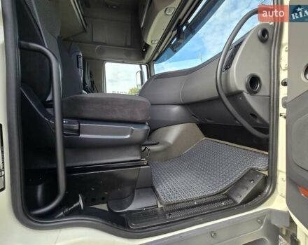 Белый Даф XF 106, объемом двигателя 12.5 л и пробегом 762 тыс. км за 29356 $, фото 43 на Automoto.ua