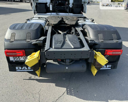 Белый Даф XF 106, объемом двигателя 12.9 л и пробегом 840 тыс. км за 33000 $, фото 16 на Automoto.ua