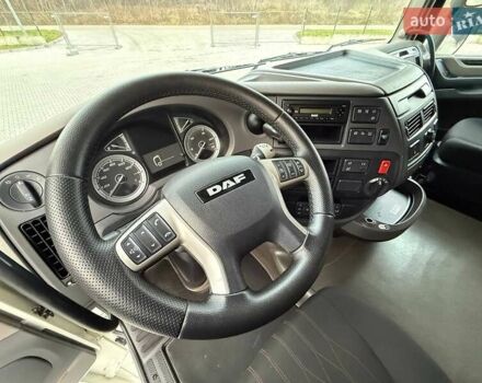 Белый Даф XF 106, объемом двигателя 12.9 л и пробегом 500 тыс. км за 35999 $, фото 106 на Automoto.ua