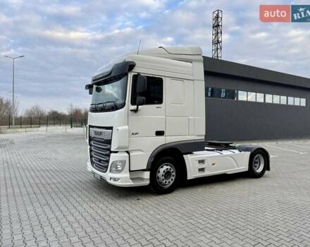 Белый Даф XF 106, объемом двигателя 12.9 л и пробегом 500 тыс. км за 35999 $, фото 2 на Automoto.ua