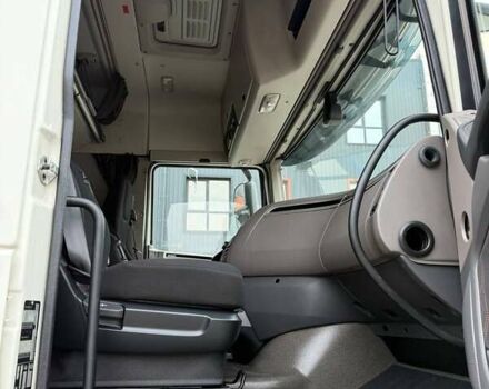 Белый Даф XF 106, объемом двигателя 12.9 л и пробегом 500 тыс. км за 35999 $, фото 113 на Automoto.ua