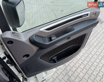 Белый Даф XF 106, объемом двигателя 12.9 л и пробегом 500 тыс. км за 35999 $, фото 118 на Automoto.ua