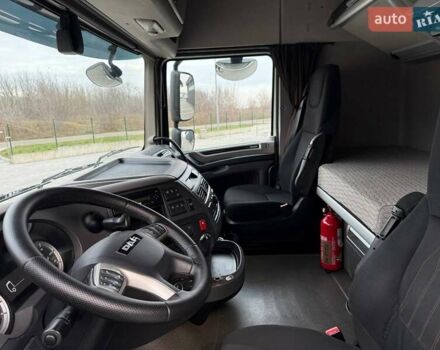 Белый Даф XF 106, объемом двигателя 12.9 л и пробегом 500 тыс. км за 35999 $, фото 104 на Automoto.ua