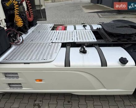 Белый Даф XF 106, объемом двигателя 12.9 л и пробегом 500 тыс. км за 35999 $, фото 39 на Automoto.ua