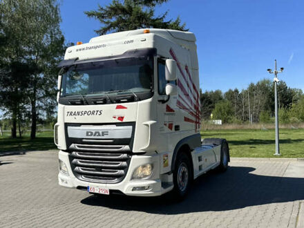 Білий Даф XF 106, об'ємом двигуна 12.9 л та пробігом 620 тис. км за 19000 $, фото 1 на Automoto.ua