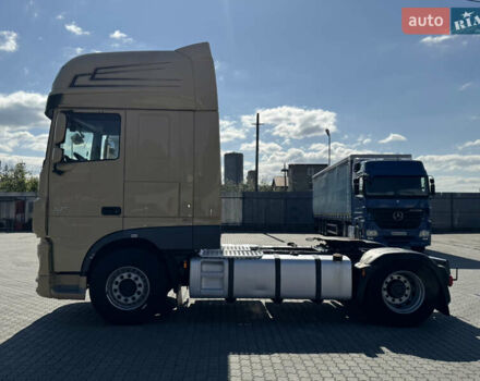 Бежевый Даф XF 106, объемом двигателя 12.9 л и пробегом 750 тыс. км за 28707 $, фото 4 на Automoto.ua