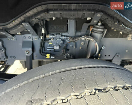 Даф XF 106 2013 у Тернополі на Automoto.ua Червоний Даф XF 106, об'ємом двигуна 12.9 л та пробігом 936 тис. км за 18499 $, фото 48 на Automoto.ua