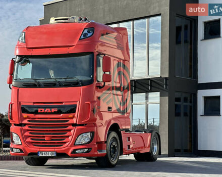 Даф XF 106 2013 у Тернополі на Automoto.ua Червоний Даф XF 106, об'ємом двигуна 12.9 л та пробігом 936 тис. км за 18499 $, фото 5 на Automoto.ua