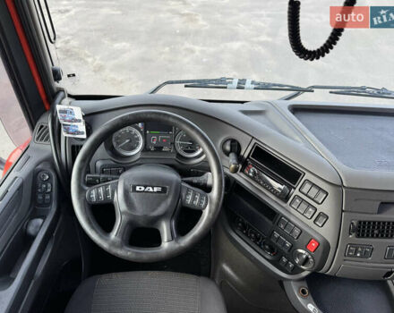 Червоний Даф XF 106, об'ємом двигуна 12.9 л та пробігом 960 тис. км за 15500 $, фото 29 на Automoto.ua